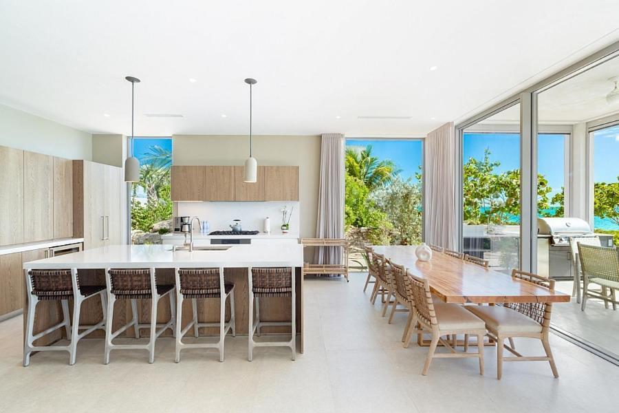 Отель South Bank Long Bay Экстерьер фото